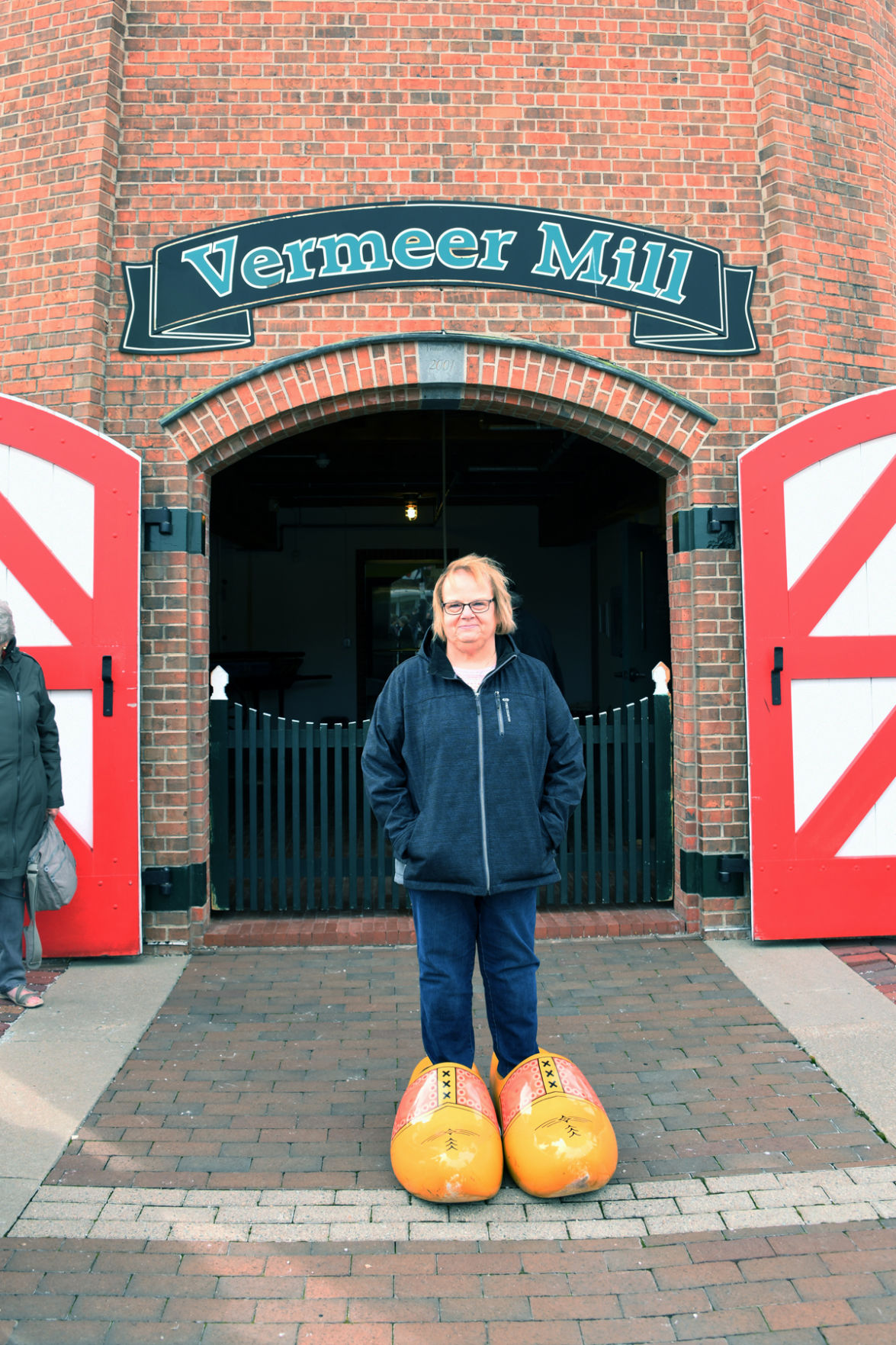 152 Deb Figgner in her new wooden Dutch shoes.JPG